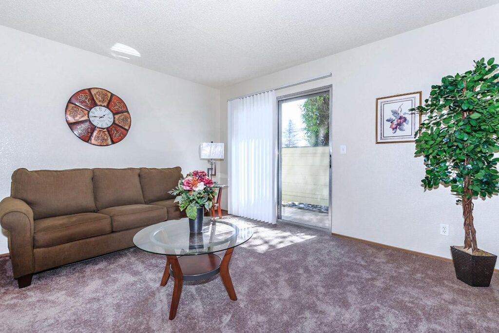 2-bed-townhome01b